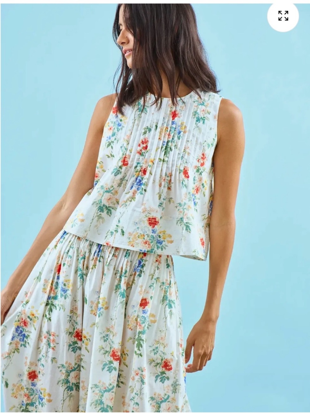 Like New Hunter Bell Charles Top